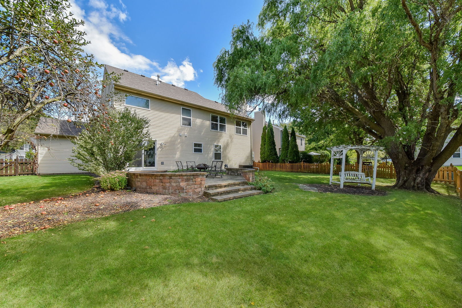 609 Pearces Ford Road Oswego, IL 60543 - Photo 3 of 54 Gallery Image 3