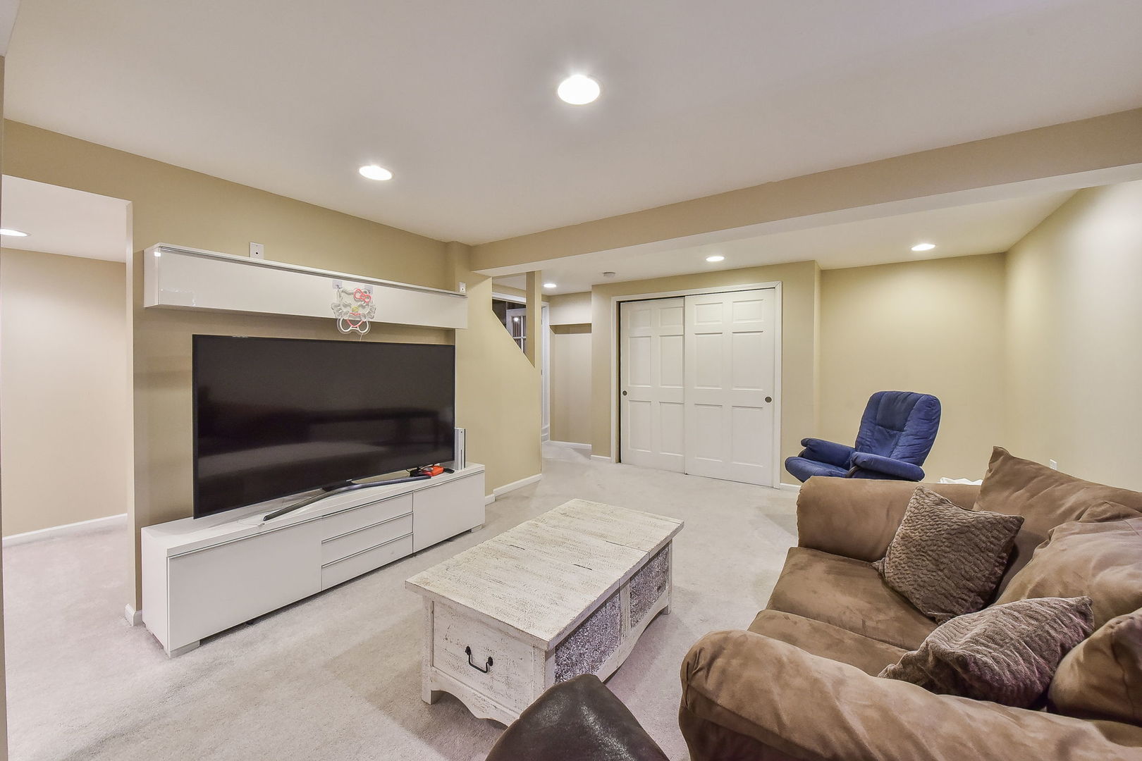 609 Pearces Ford Road Oswego, IL 60543 - Photo 32 of 54 Gallery Image 32