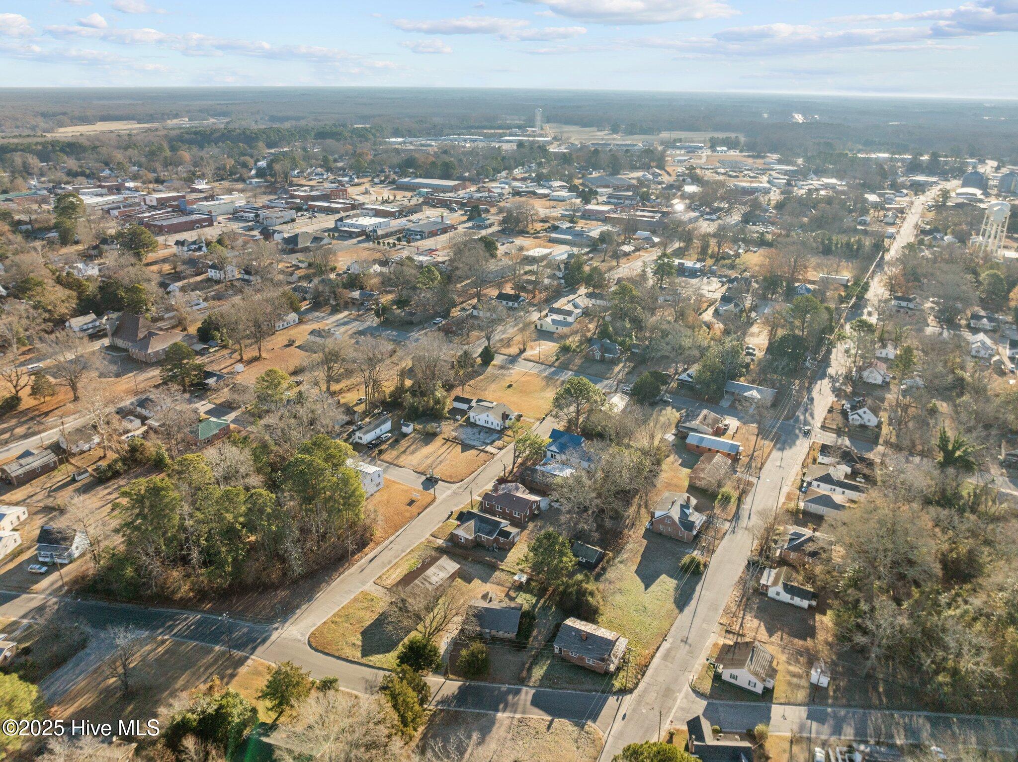 117 Reddick Street Williamston, NC 27892 - Photo 15 of 40 15 AERIAL