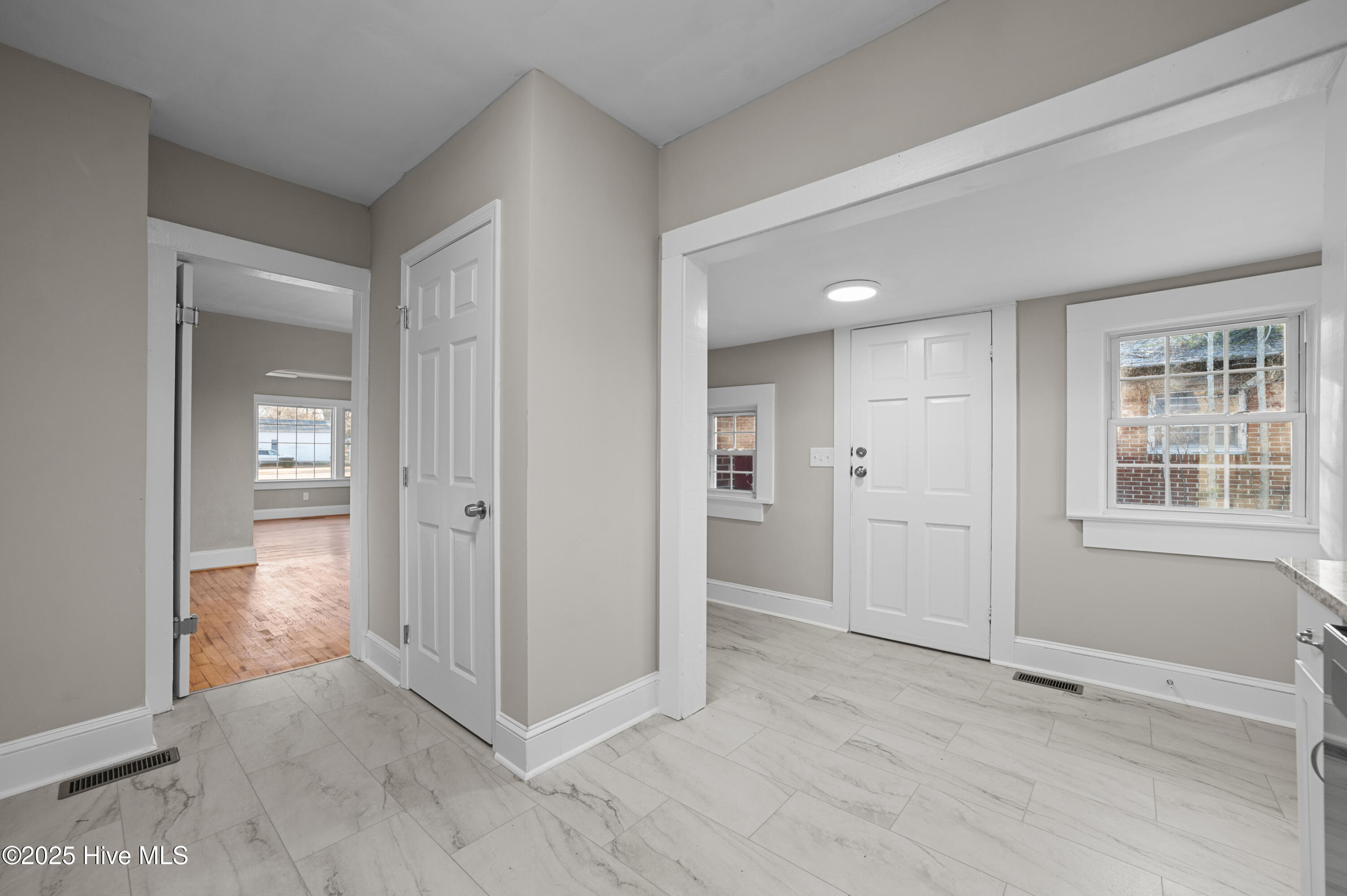 117 Reddick Street Williamston, NC 27892 - Photo 26 of 40 26 KITCHEN