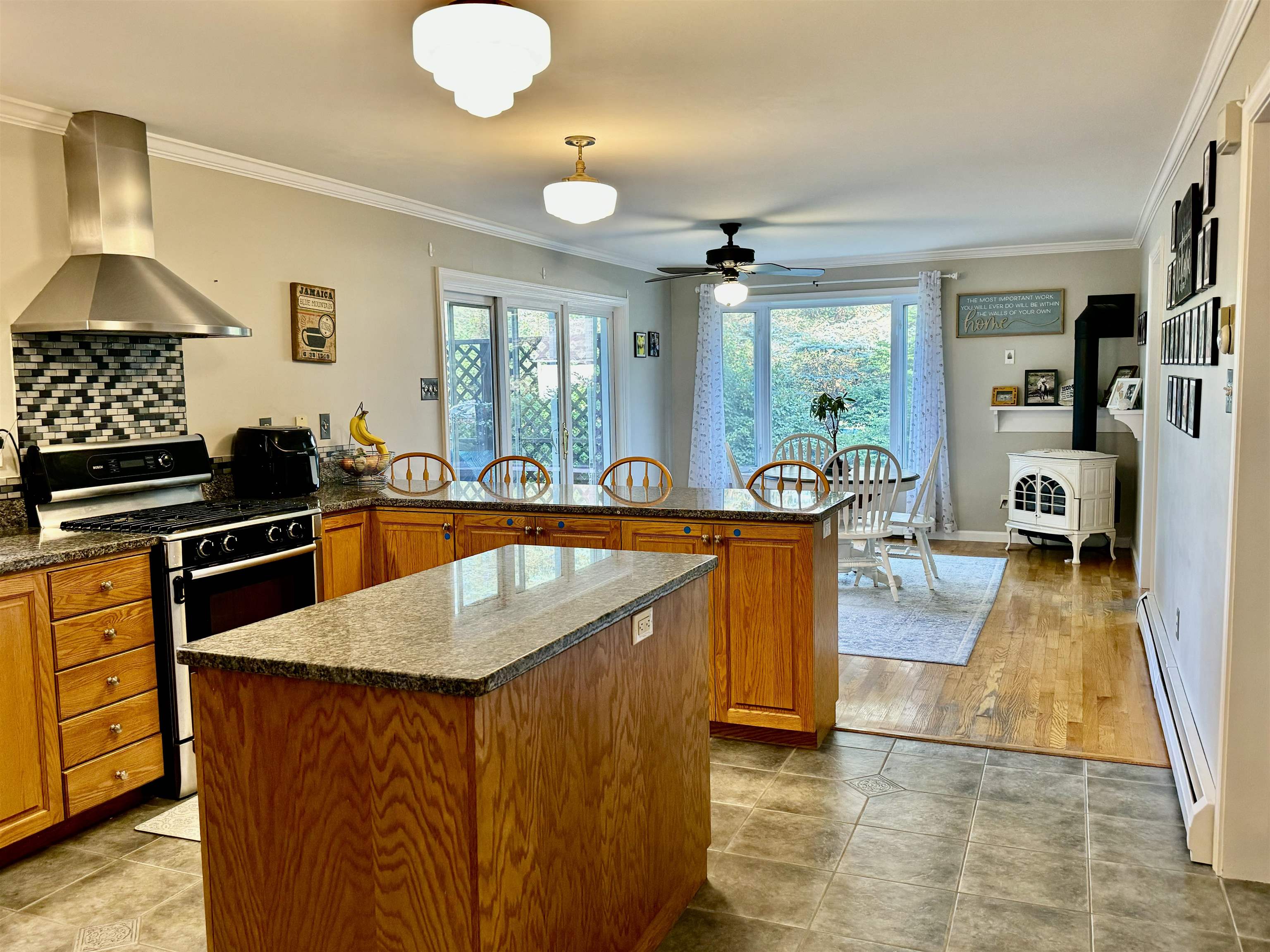 486 Mountain Road Fairlee, VT 05045 - Photo 29 of 31 Gallery Image 29