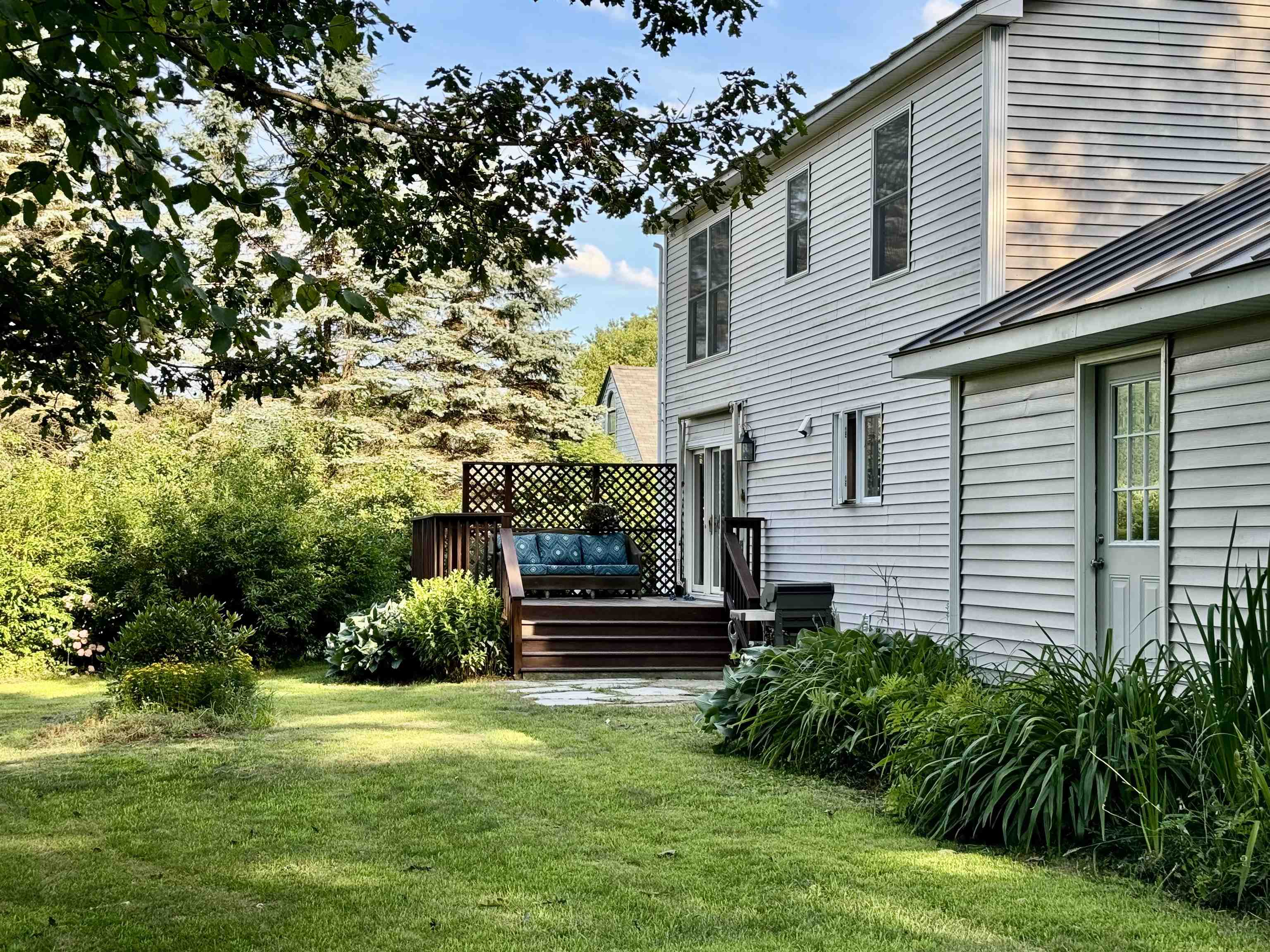 486 Mountain Road Fairlee, VT 05045 - Photo 6 of 31 Gallery Image 6