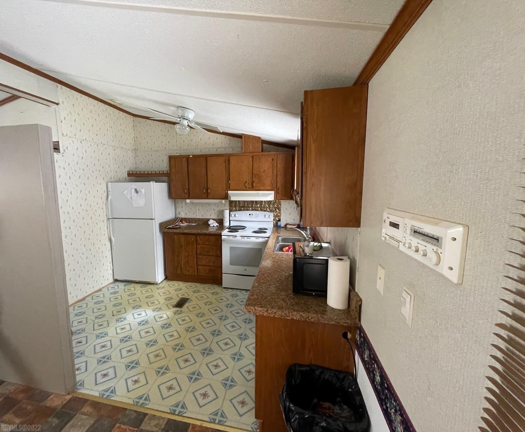 6873 Ruebush Road Dublin, VA 24084 - Photo 16 of 24 Gallery Image 16