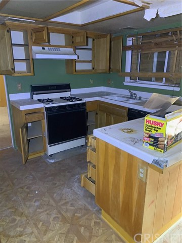 1725 Le Niche Lancaster, CA 93535 - Photo 4 of 10