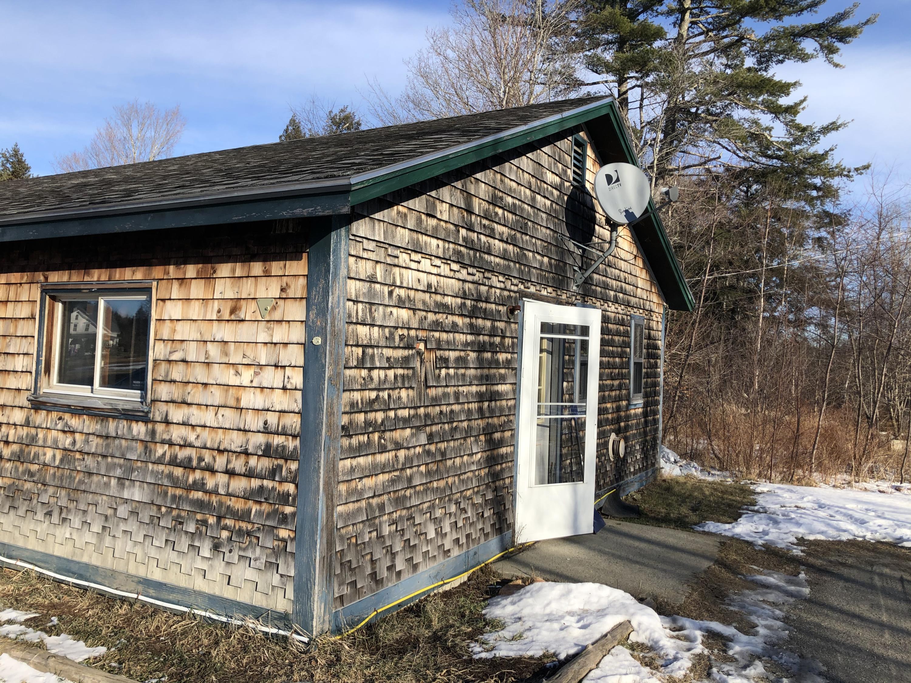 31 Old Airline Road Aurora, ME 04408 - Photo 3 of 57 IMG_5461