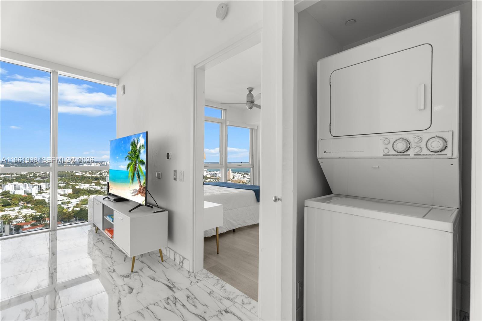 450 Alton Road, Unit 3008 Miami Beach, FL 33139 - Photo 12 of 34
