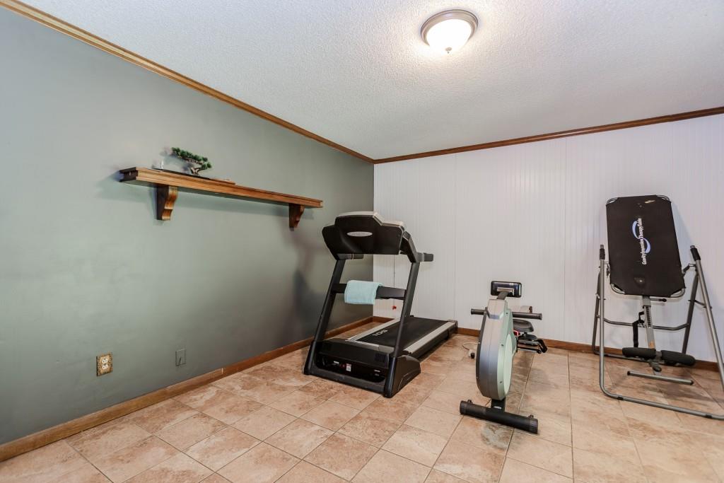750 Jett Roberts Road Jefferson, GA 30549 - Photo 16 of 37 a room with gym equipment