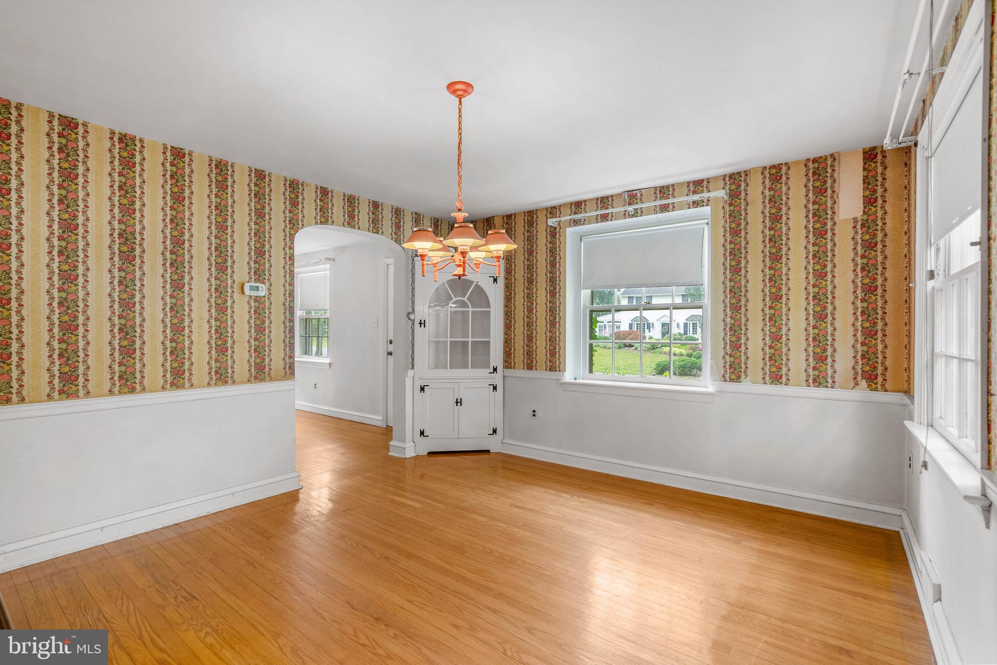 402 Hawthorne Road Wallingford, PA 19086 - Photo 9 of 23