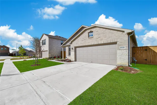$325,000 | 21126 Turtle Gln Lane, Cypress, TX 77433