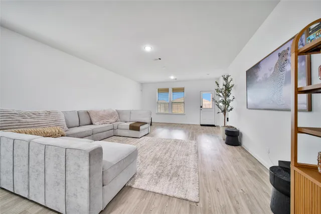 $325,000 | 21126 Turtle Gln Lane, Cypress, TX 77433