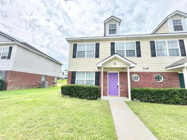 $199,000 | 739 Wheel House Lane, Unit A, Monroe, GA 30655