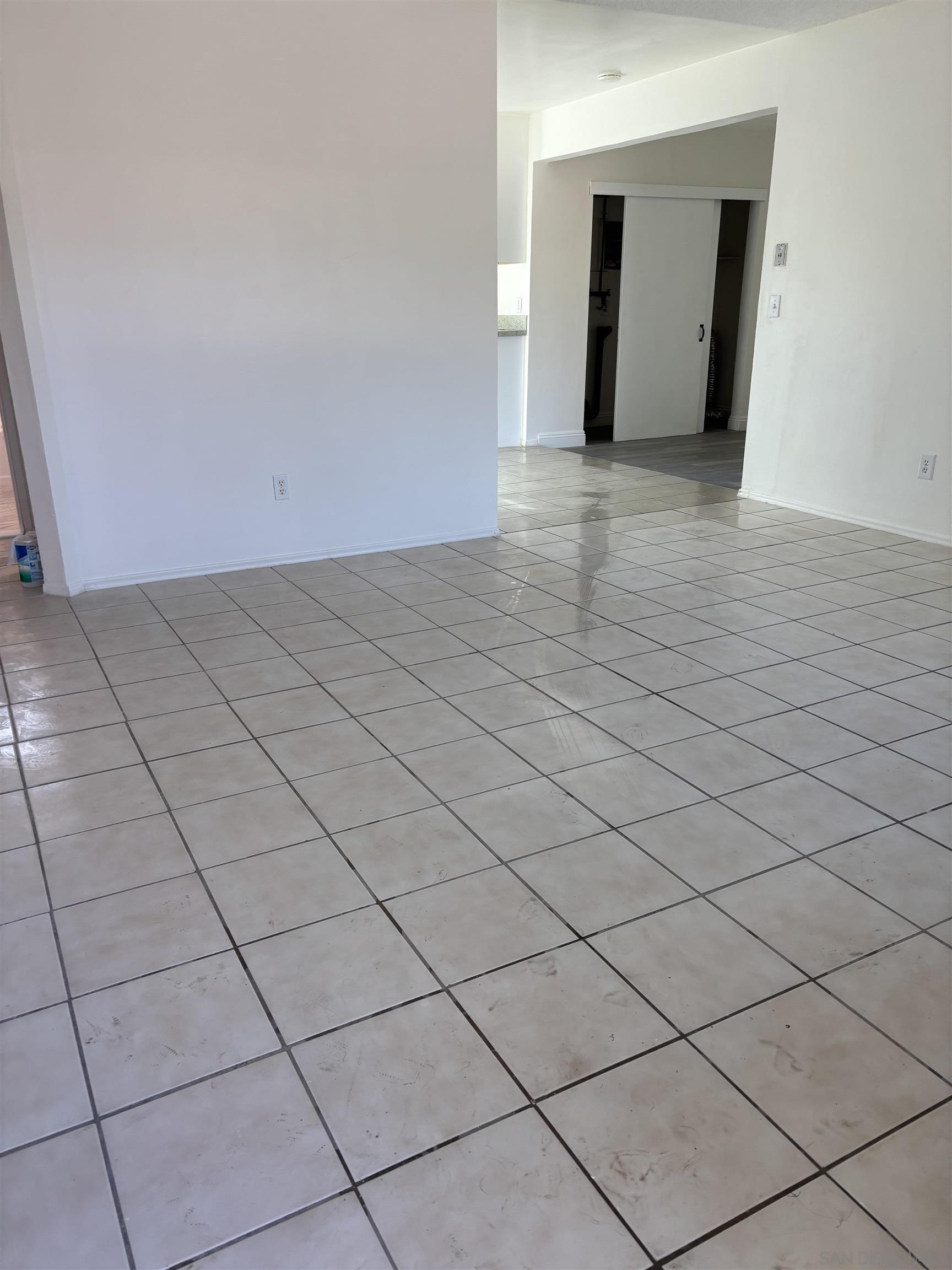 8209 Jema Way Lakeside, CA 92040 - Photo 20 of 40 a view of an empty room and entryway