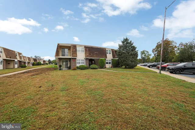 $139,900 | 7 Florence Tollgate, Unit 5, Florence, NJ 08518