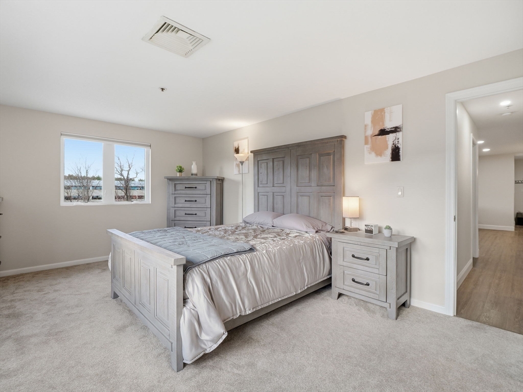 38 Dunham Road, Unit 310 Beverly, MA 01915 - Photo 24 of 41