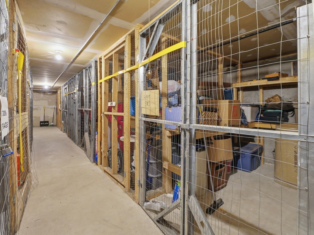 38 Dunham Road, Unit 310 Beverly, MA 01915 - Photo 33 of 41