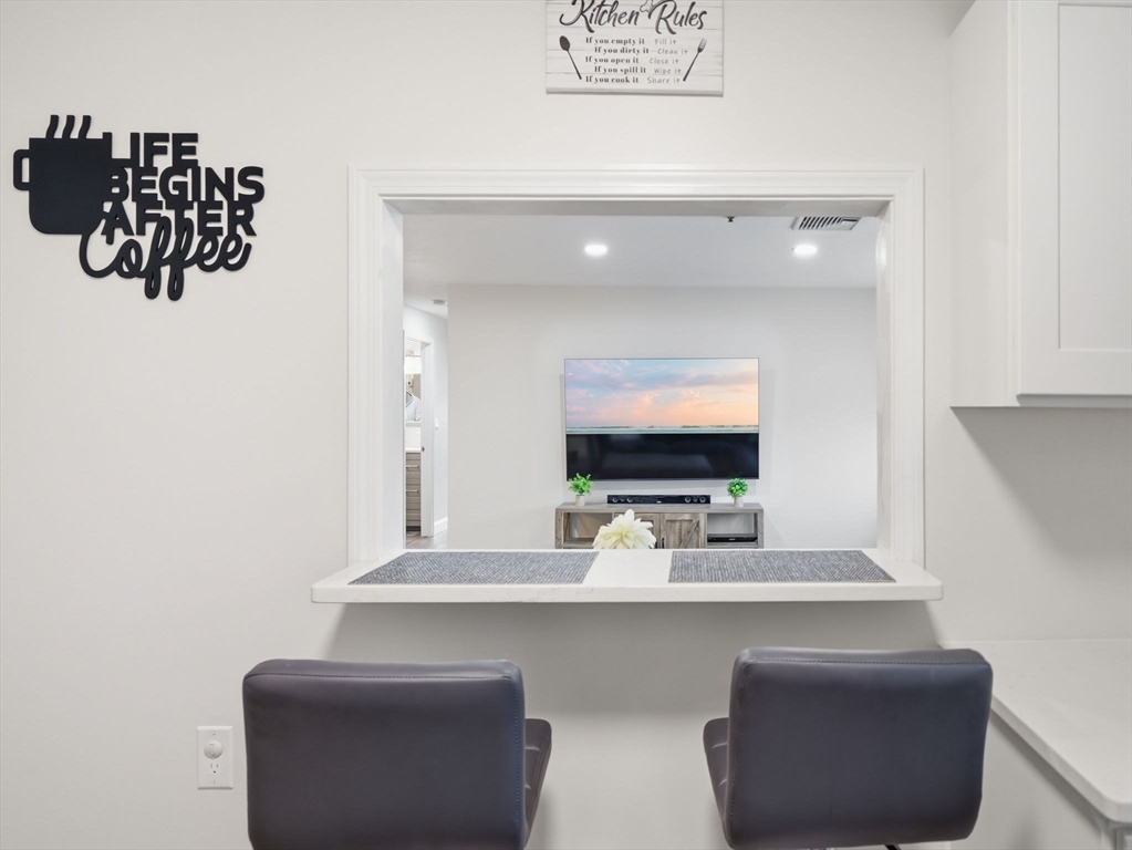 38 Dunham Road, Unit 310 Beverly, MA 01915 - Photo 9 of 41