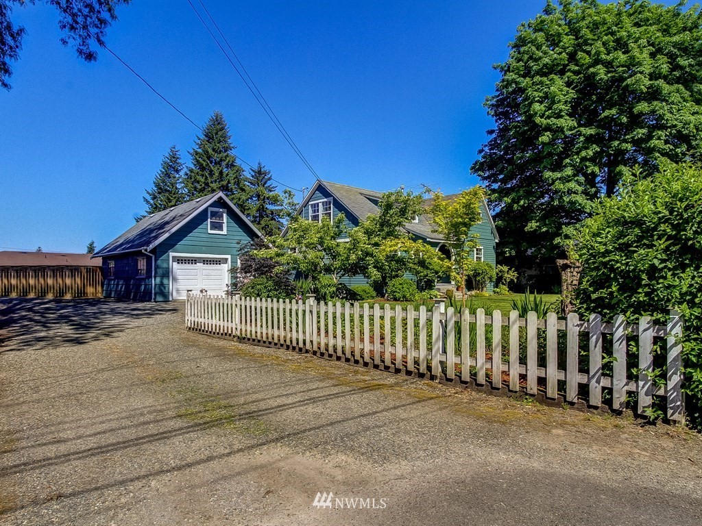 719 R Street Northeast Auburn, WA 98002 - Photo 2 of 23
