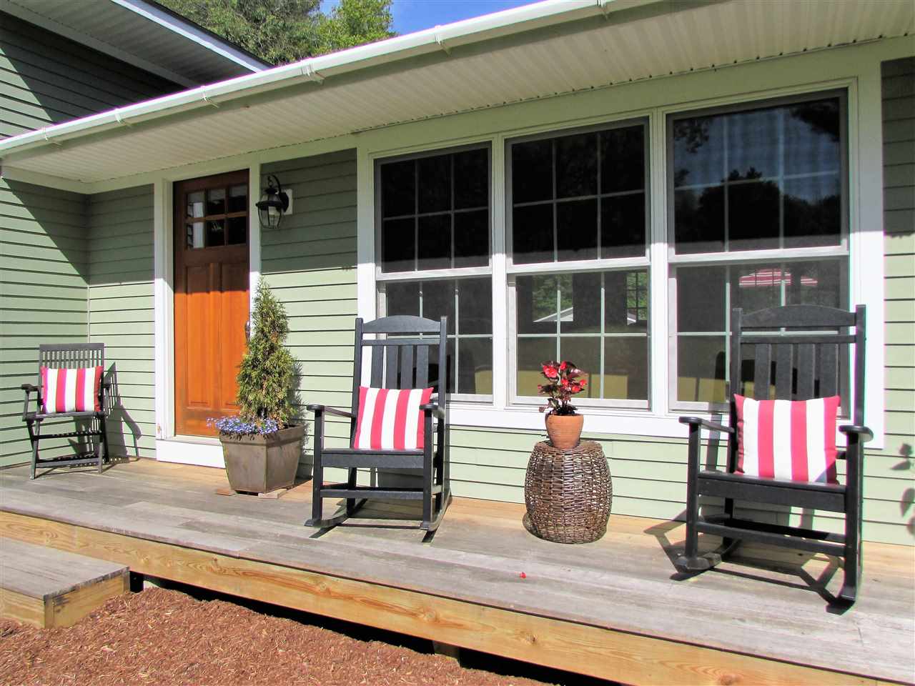 54 Packard Road Jericho, VT 05465 - Photo 2 of 22