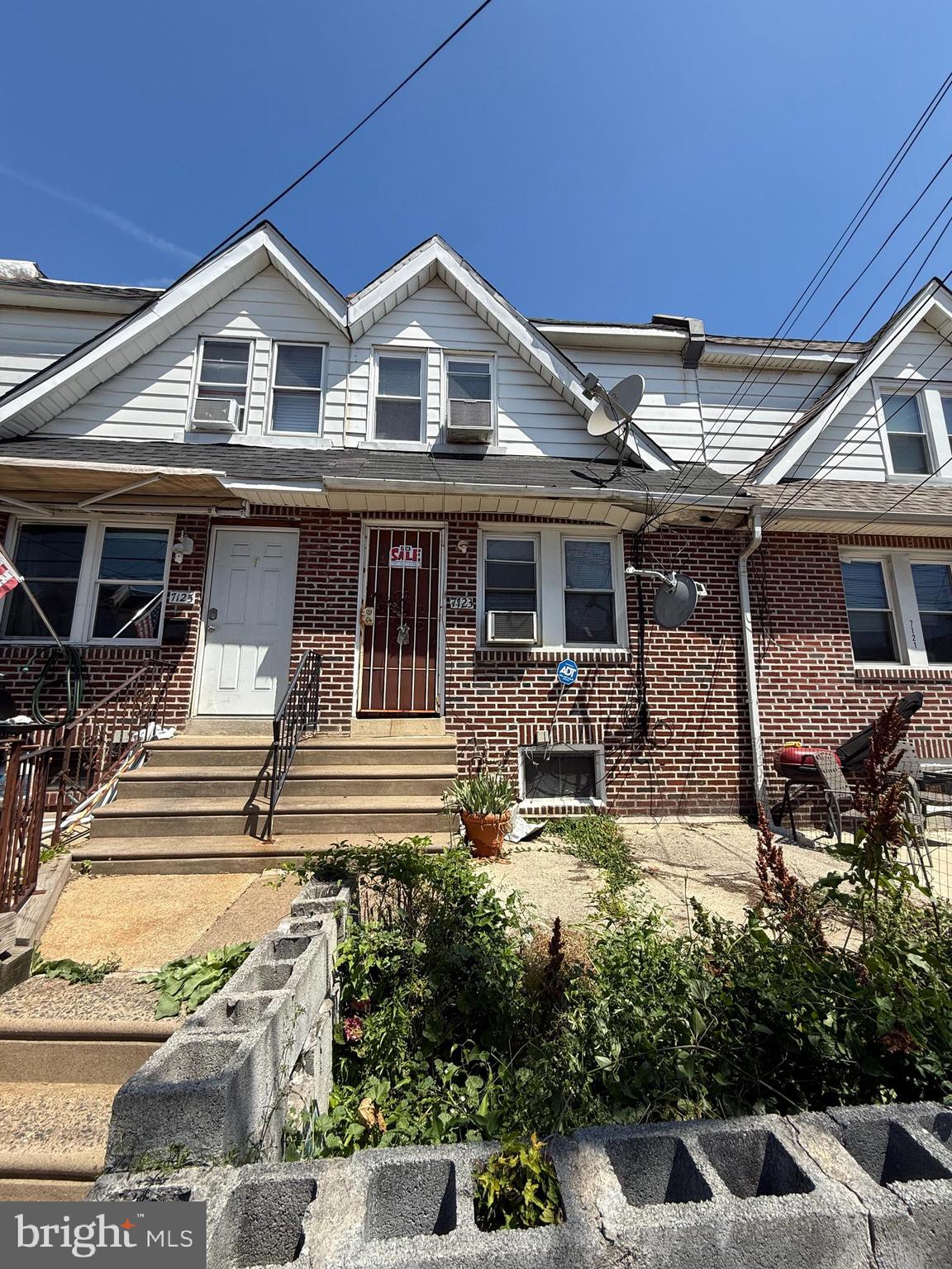 7123 Seaford Road Upper Darby, PA 19082 - Photo 1 of 17