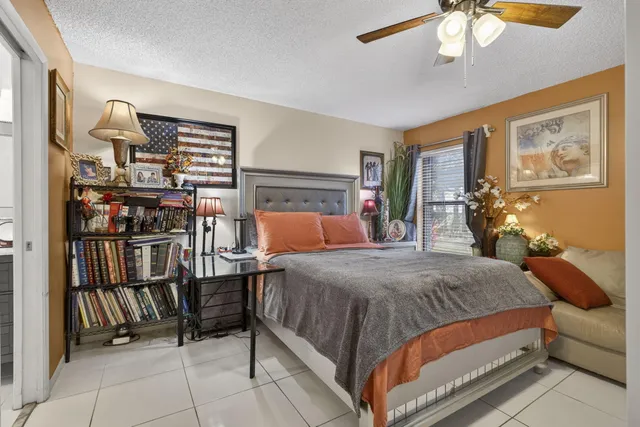 $209,900 | 3593 Crab Apple Trail, Unit B, Lake Worth, FL 33467