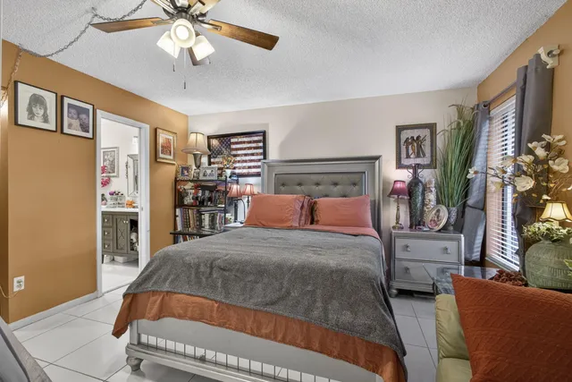 $209,900 | 3593 Crab Apple Trail, Unit B, Lake Worth, FL 33467