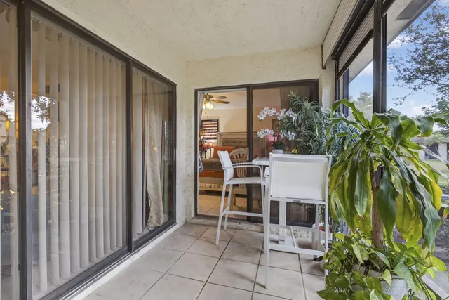 $209,900 | 3593 Crab Apple Trail, Unit B, Lake Worth, FL 33467