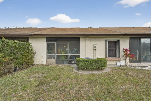 $209,900 | 3593 Crab Apple Trail, Unit B, Lake Worth, FL 33467