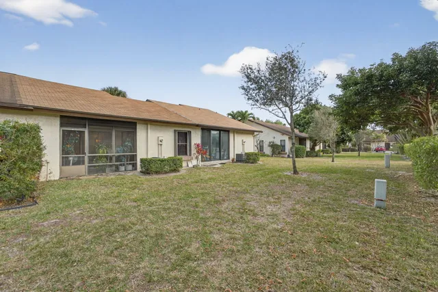 $209,900 | 3593 Crab Apple Trail, Unit B, Lake Worth, FL 33467