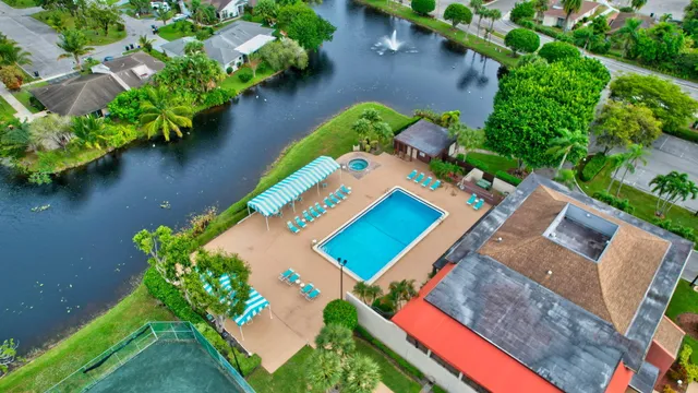 $209,900 | 3593 Crab Apple Trail, Unit B, Lake Worth, FL 33467
