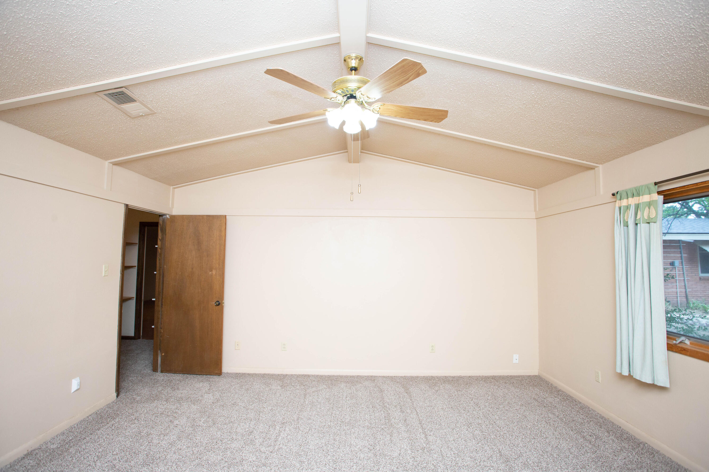 2313 58th Street Lubbock, TX 79412 - Photo 61 of 75 5V2A0161