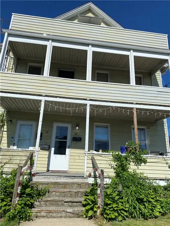 $500,000 | 18 West Street, West Warwick, RI 02893