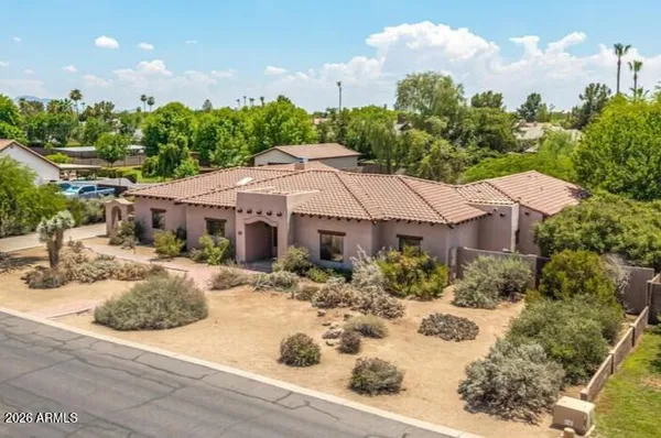 $999,990 | 545 East Mesquite Avenue, Gilbert, AZ 85296