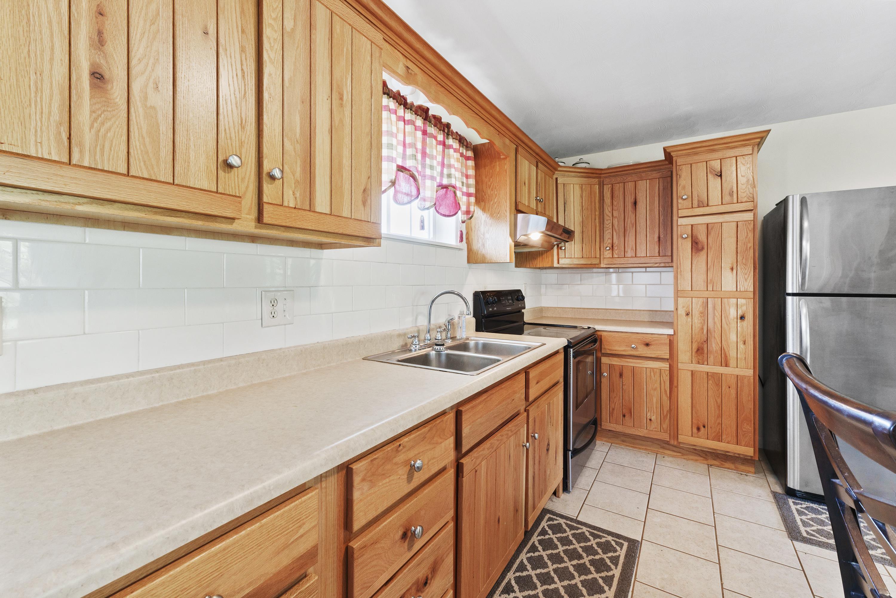 405 Broadleaf Road Louisa, KY 41230 - Photo 14 of 38