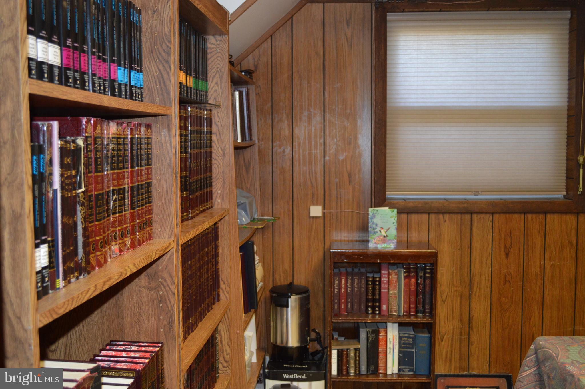 3303 Claran Road Baltimore, MD 21215 - Photo 21 of 24 Gallery Image 21