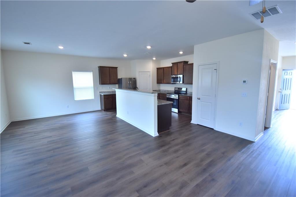 402 Merigold Way Pendergrass, GA 30567 - Photo 2 of 21