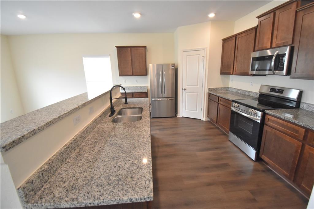 402 Merigold Way Pendergrass, GA 30567 - Photo 3 of 21