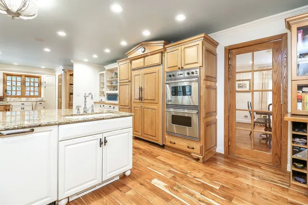 $1,539,000 | 39 Mockingbird Lane, Oak Brook, IL 60523