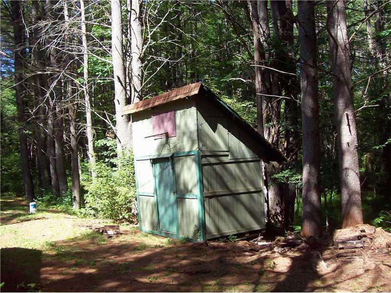 Storage. Lighted horseshoe pit and...