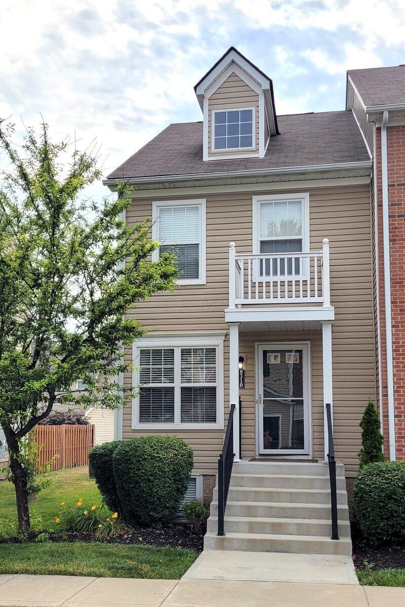 8310 Bruntsfield Road Columbus, OH 43235 - Photo 1 of 26 20220626_091021