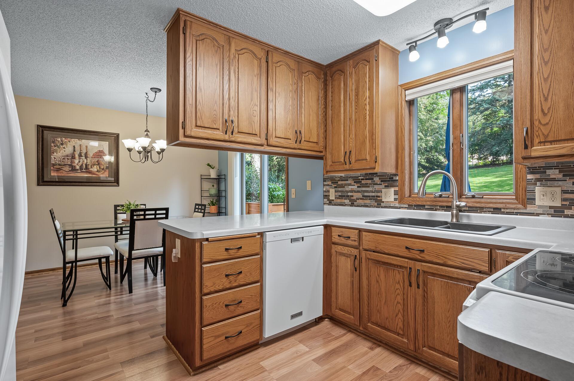 630 Burlington Road St. Paul, MN 55119 - Photo 11 of 33 Gallery Image 11
