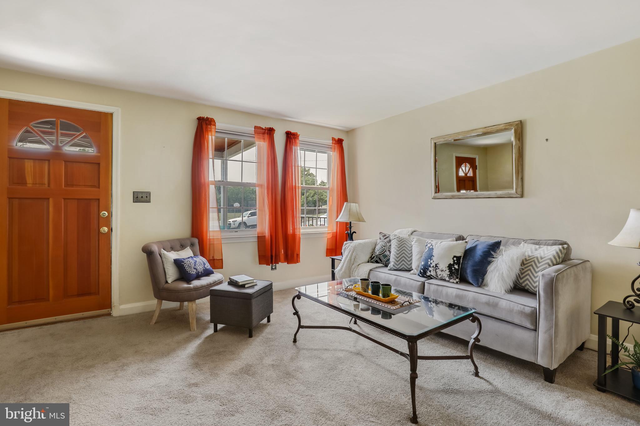 1166 Elm Road Baltimore, MD 21227 - Photo 4 of 30
