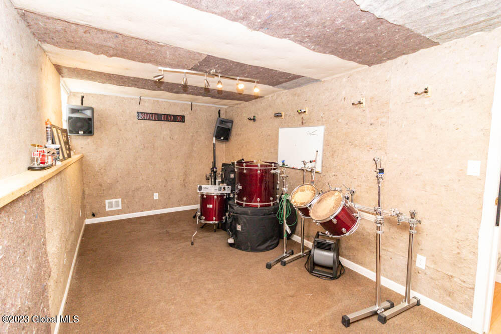 137 Ashdown Road Ballston, NY 12019 - Photo 61 of 64 .