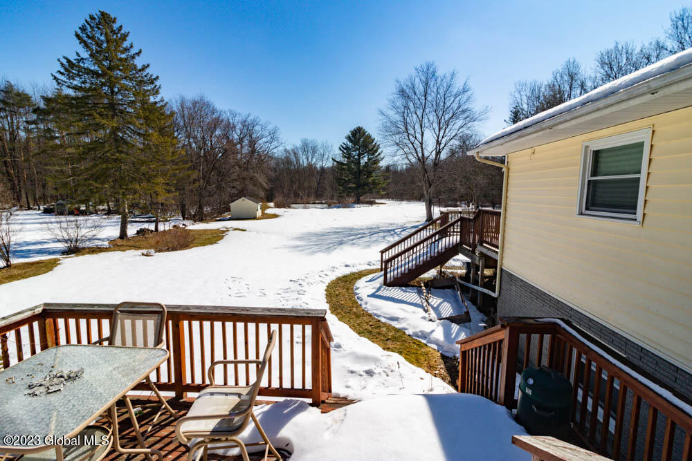 137 Ashdown Road Ballston, NY 12019 - Photo 8 of 64 .