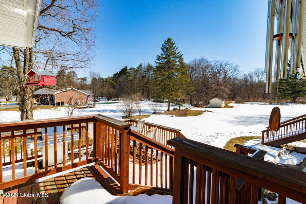 137 Ashdown Road Ballston, NY 12019 - Photo 9 of 64 .