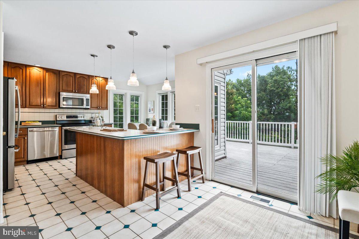 5583 Rivendell Place Frederick, MD 21703 - Photo 9 of 35 Gallery Image 9
