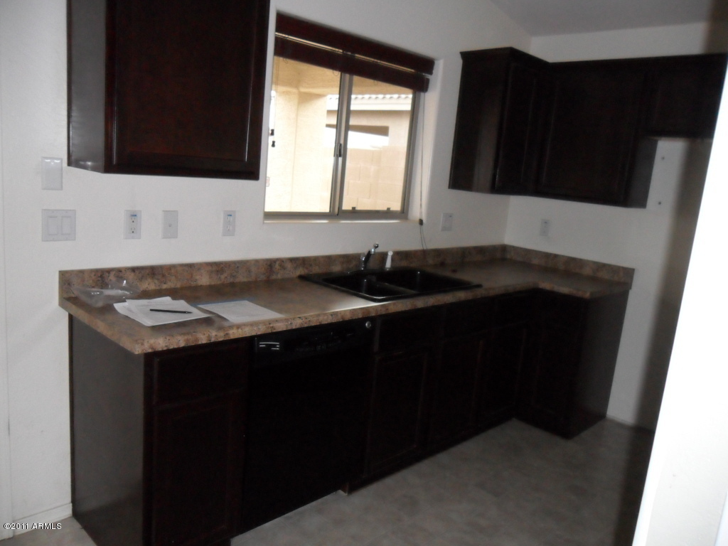 2446 West Gaby Road Phoenix, AZ 85041 - Photo 17 of 21 kit 3