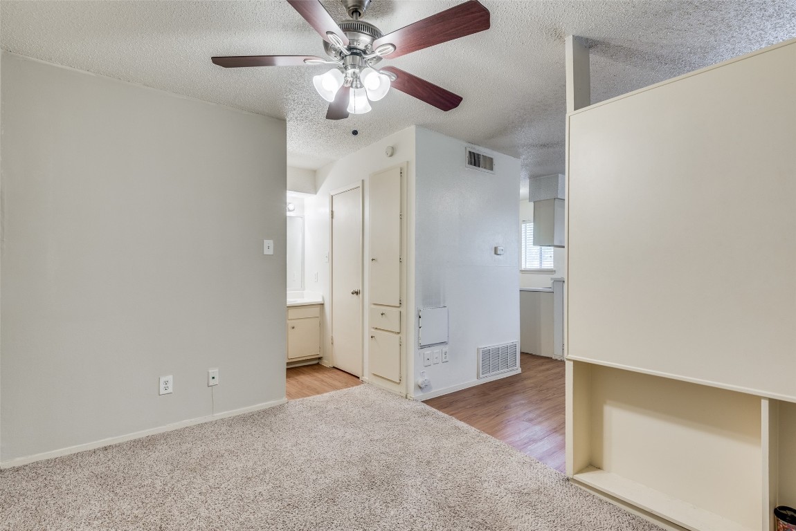 516 East 40th Street Austin, TX 78751 - Photo 5 of 11