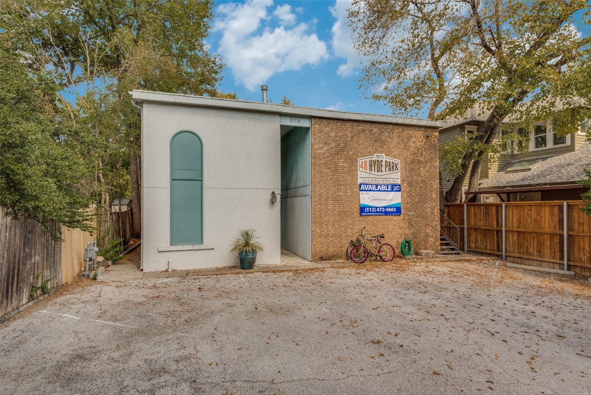 516 East 40th Street Austin, TX 78751 - Photo 9 of 11
