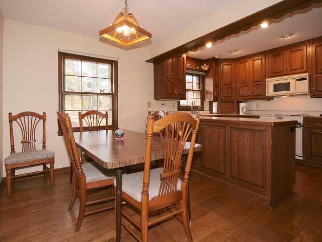 8750 Staghorn Road Indianapolis, IN 46260 - Photo 4 of 12 Gallery Image 4