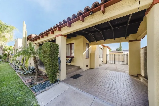 $1,430,000 | 520 North Howard Street, Glendale, CA 91206